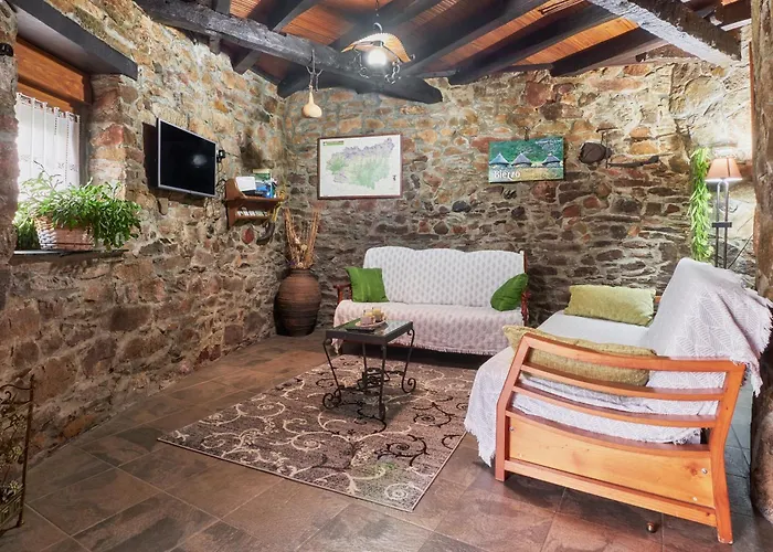 乡村民宿 Abuelo Jose Robledo de Las Traviesas